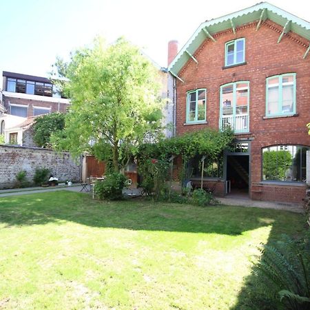 La Maison Du Fond Du Jardin Иксель Экстерьер фото